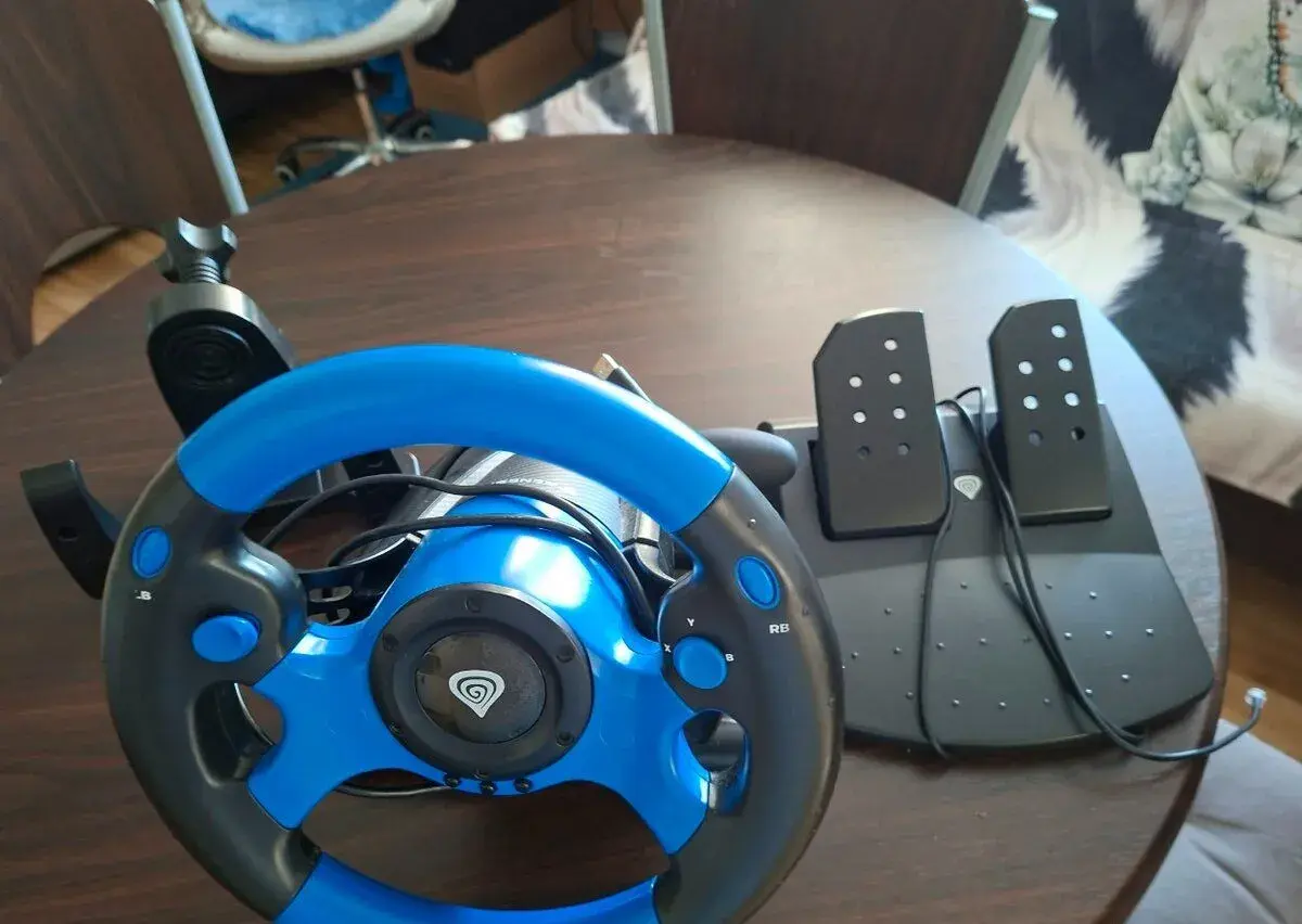 Genesis Seaborg 350 Volant s pedály pro PC/PS4/XONE