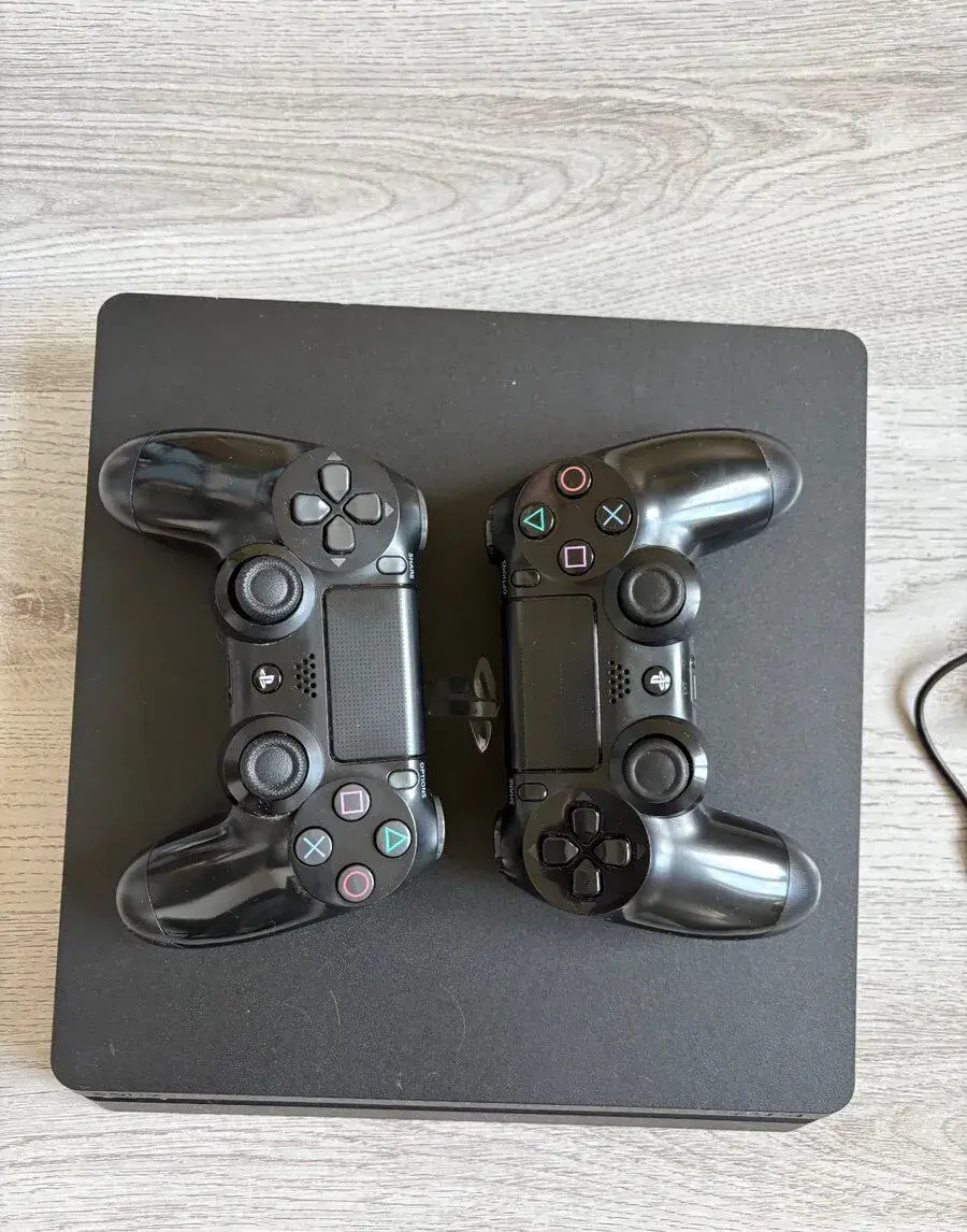 PS4 slim 500gb