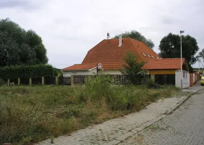Prodej stavebního pozemku 540 m², Praha 10 - Dubeč