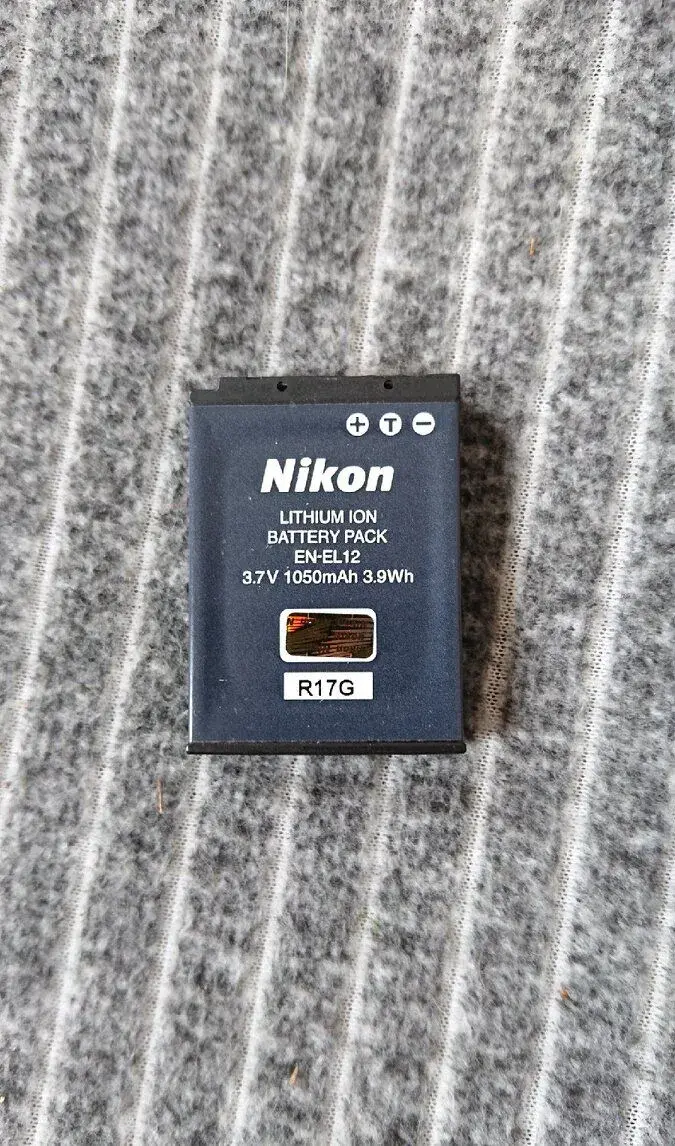 NIKON EN-EL12