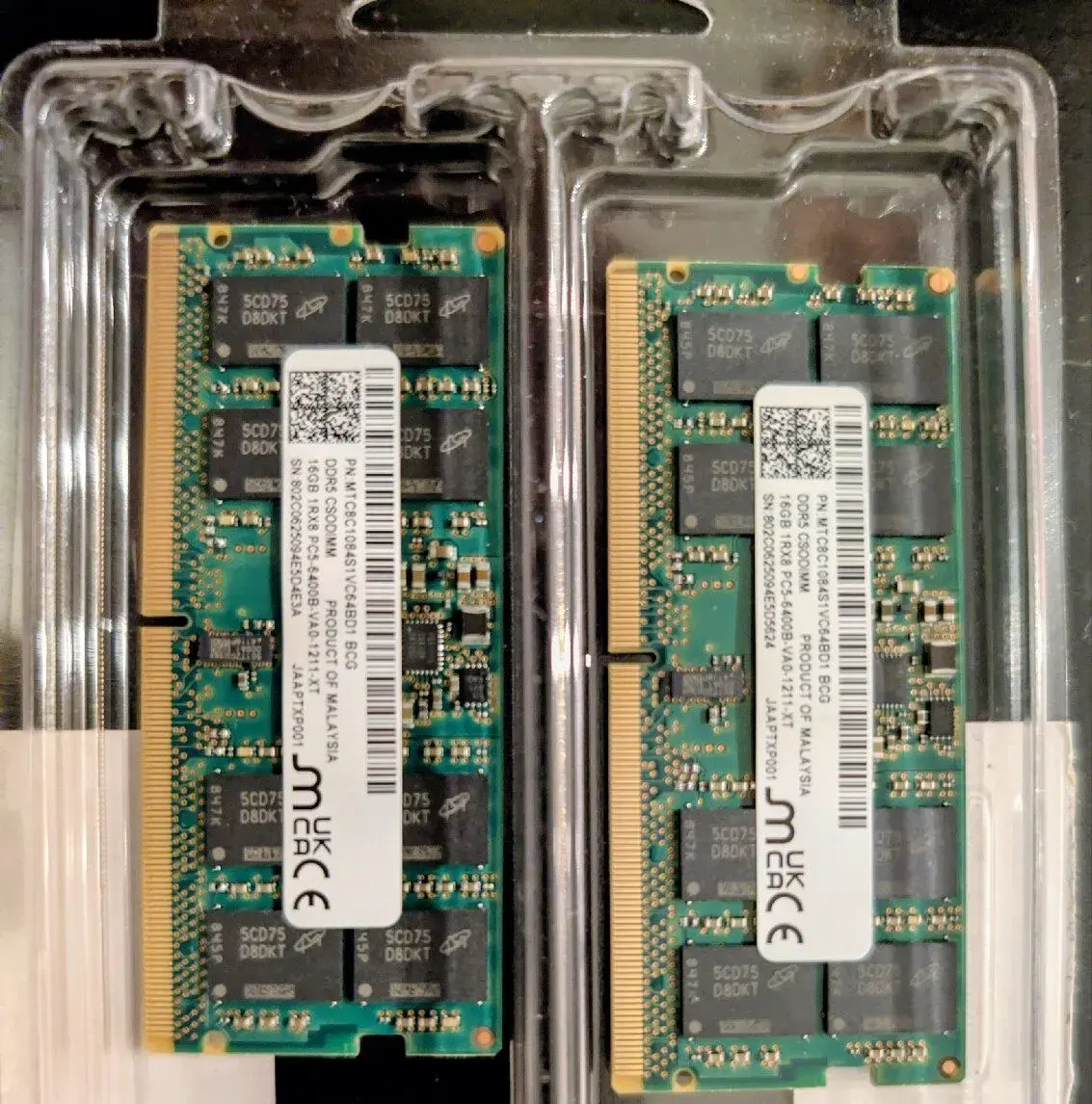32GB (2 16 GB) SO-DIMM DDR5 6400MHz pro notebook