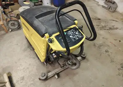 Čistící stroj Karcher