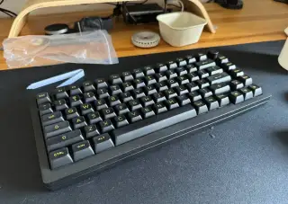 Mechanická klavesnice Akko Monsgeek M1W