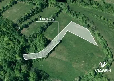 Pole 3 862 m²