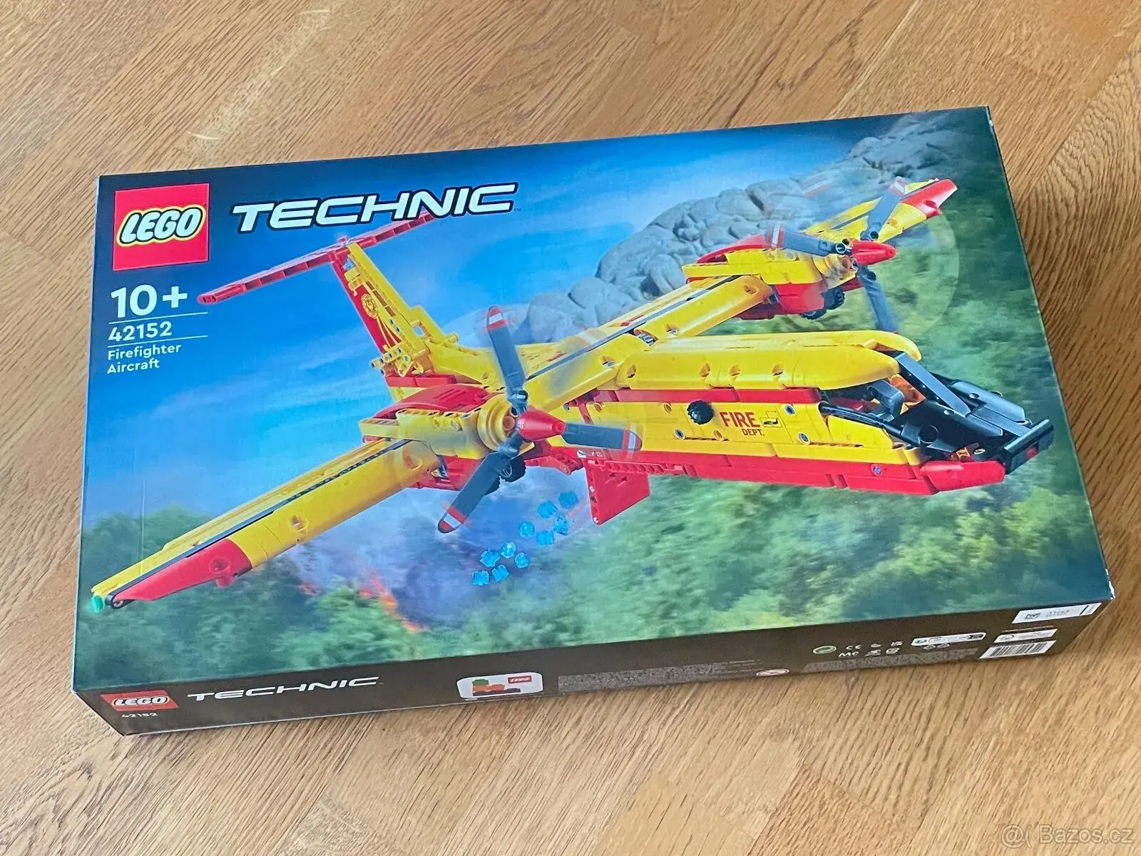 Lego Technic 42152 - Hasičský letoun