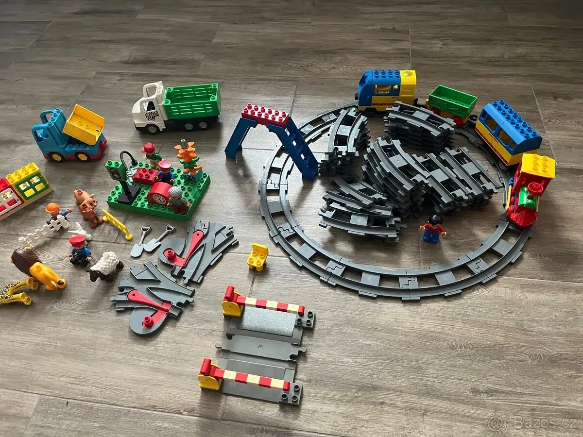 Lego Duplo - Vláček, Auto i koleje - veliká sada