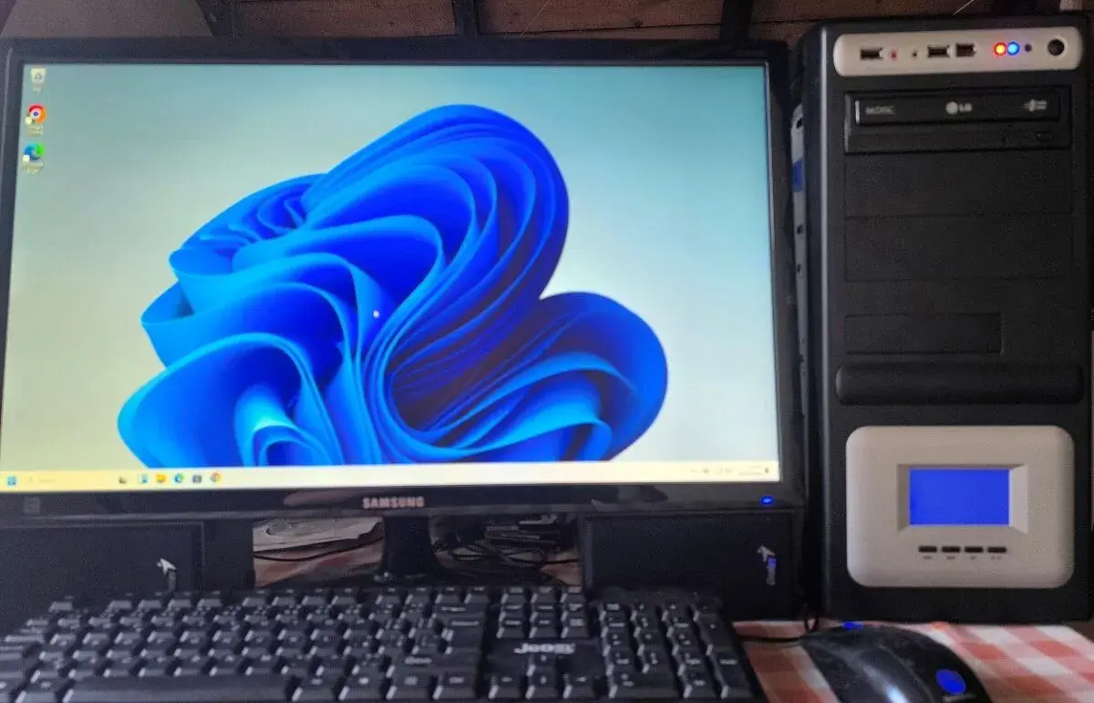 ◤Herní PC:Intel 12100F,16GB RAM,1TB SSD+650GB HDD,RTX 2060