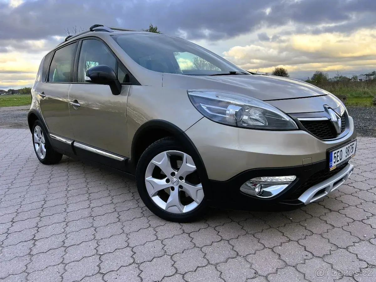 Renault Scénic – 163 500 km