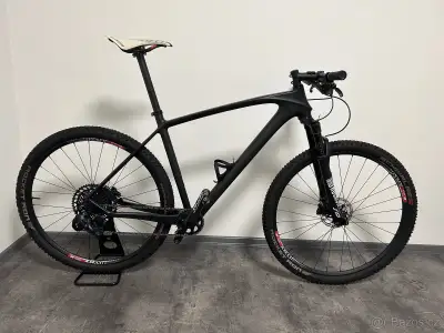 Karbonové MTB 29" vel. L – SRAM GX Eagle AXS, SID SL,