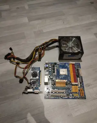 Gigabyte GA-MA78GM-S2H/AM2+/DDR2/550W