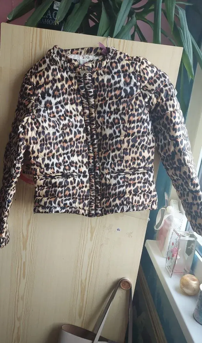 leopard lehká bundička Guess
