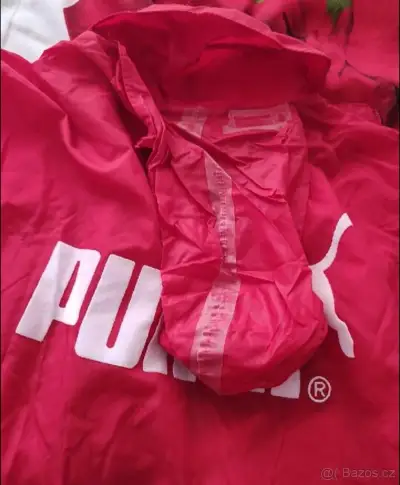 sportovní bunda s kapucí od značky Puma XL