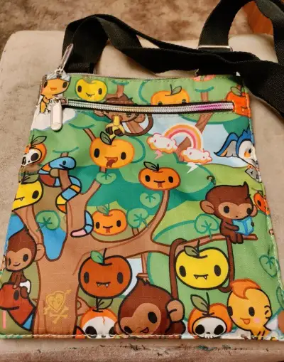 Crossbody taštička nová na zip