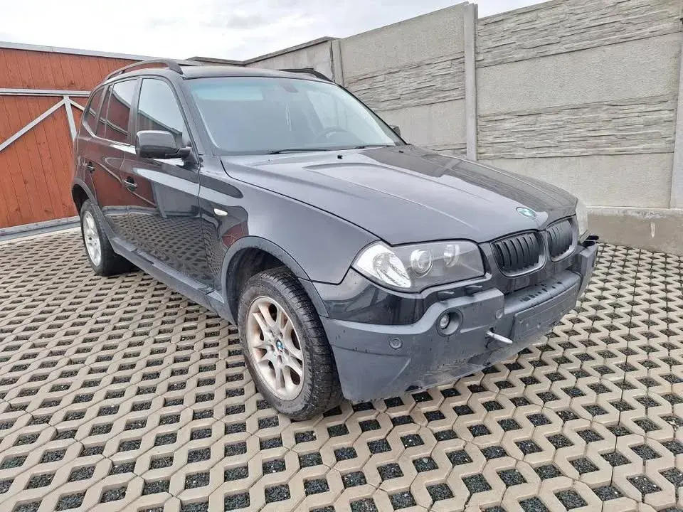 BMW e83