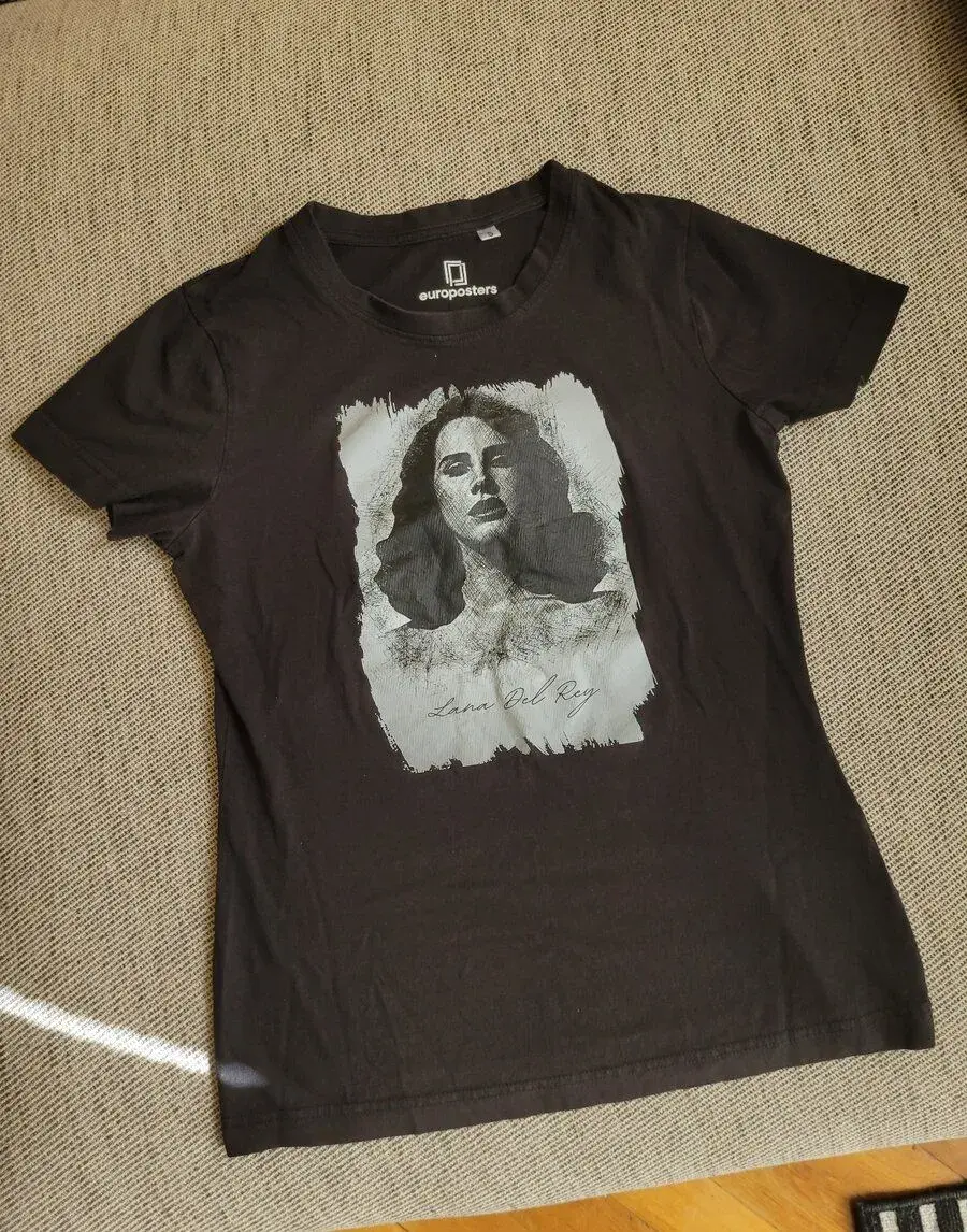 Dámské tričko Lana Del Rey zn. Europosters, vel. S