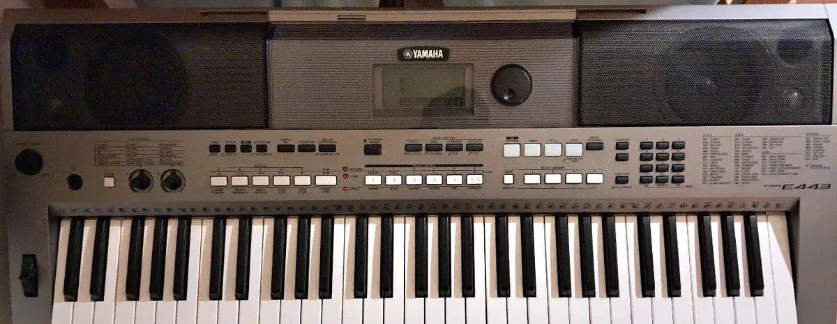 Klávesy Yamaha psr-e443
