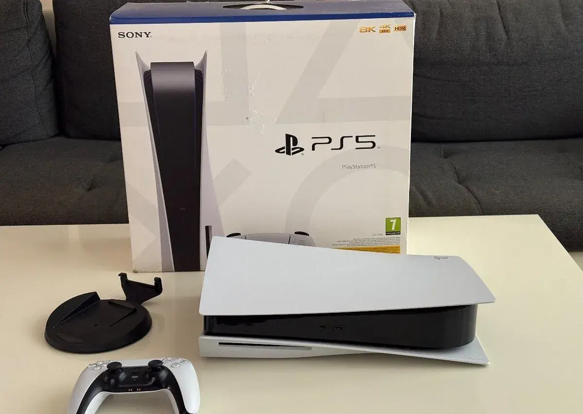 Playstation 5 (PS5) s mechanikou