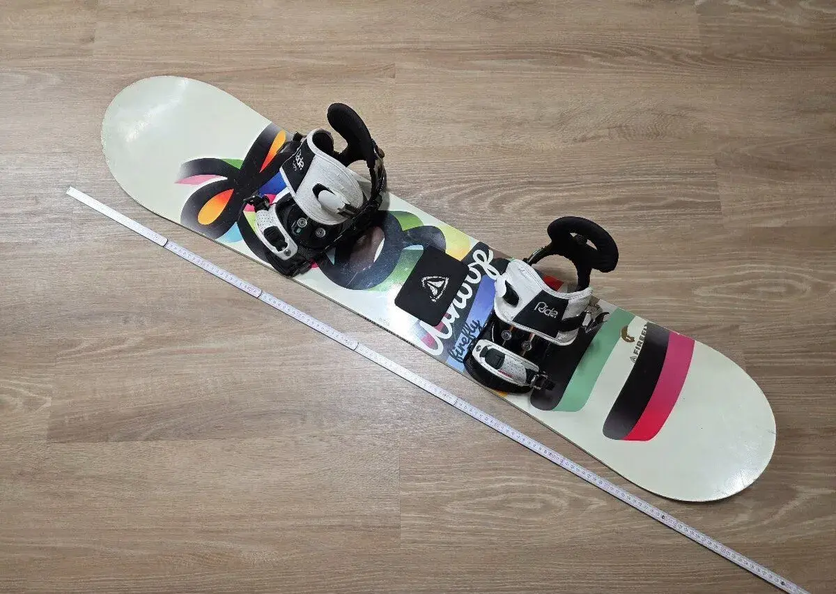 Snowboard Firefly 130 cm s vázáním
