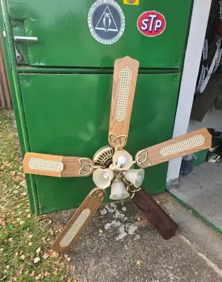 Stropní ventilátor pr. 130cm