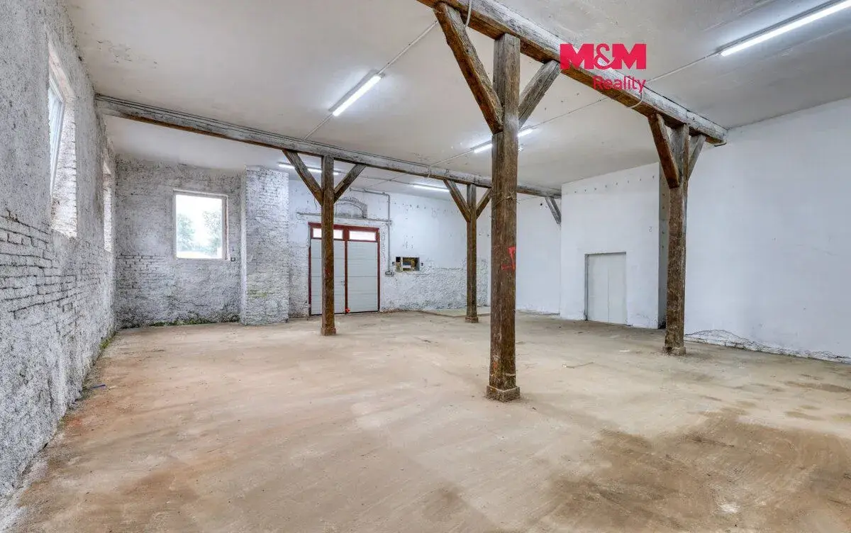 Pronájem výrobních či skladových prostor 268 m² v Klabavě
