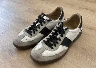 Botas Iconic Shadow, vel. 39, pravá kůže