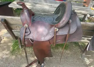 Westernové sedlo Lucky Horse