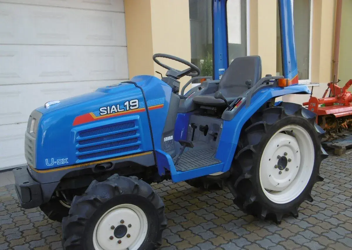 Malotraktor ISEKI SIAL TF19F s rotavátorem