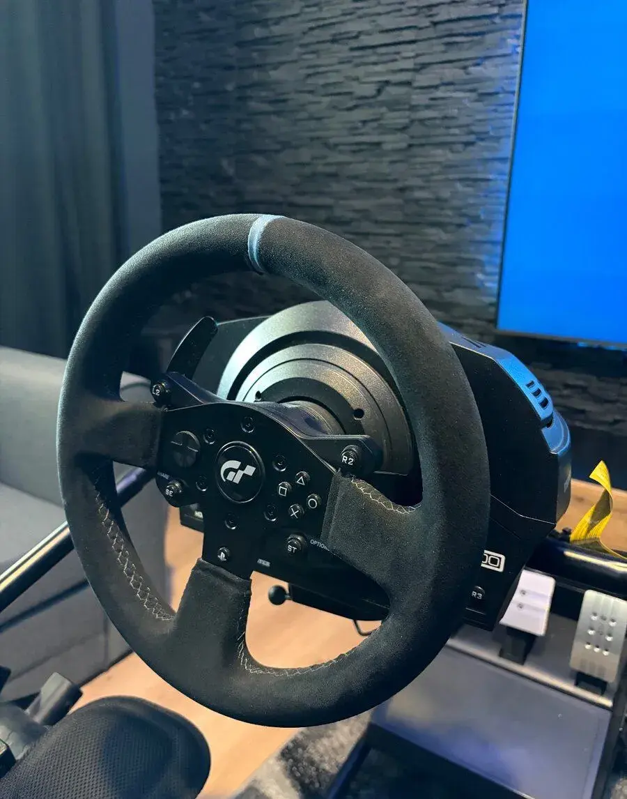 Volant/radicka/rucka/simhub set Thrustmaster