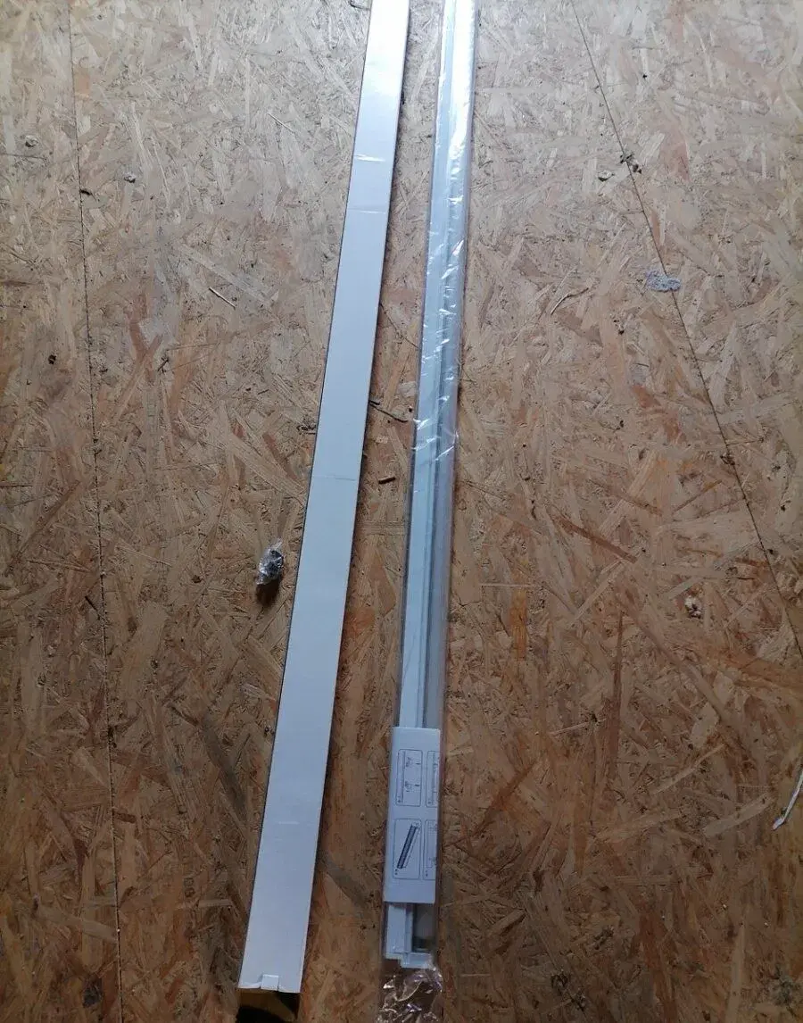 2ks zářivkového tělesa 28W T5 délka cca 116cm