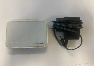 Switch TP-Link TL-SF1005D