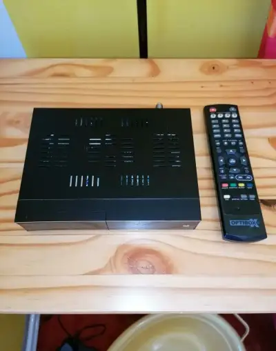 0PTIBOX PONY satelitní přijímač Full HD
