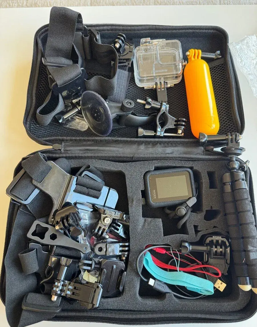 Gopro hero 8 black + prislusenstvi + kufr