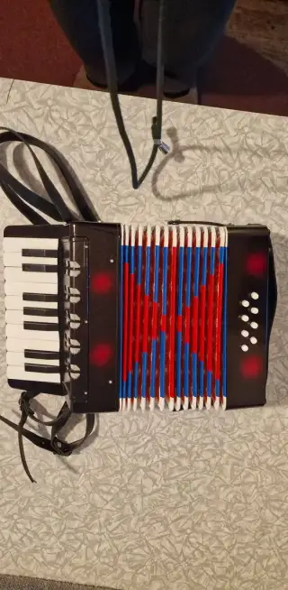 Tahací harmonika pro děti