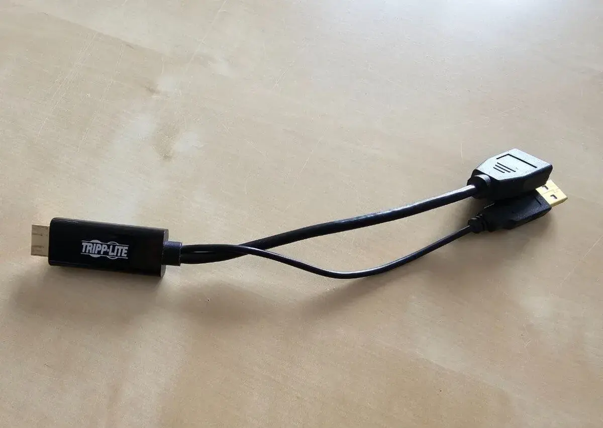 Tripp Lite HDMI → DisplayPort 4K P130-06N-DP-V2