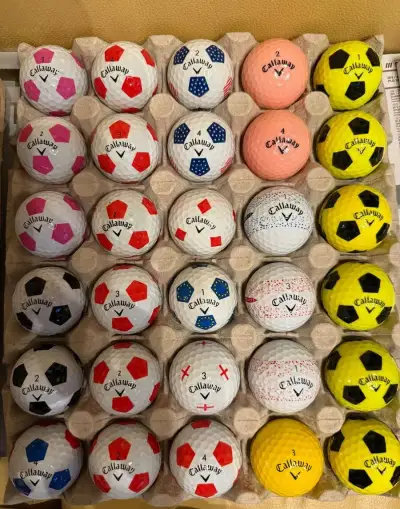 Použité golfové míčky CALLAWAY, se vzorem, barené