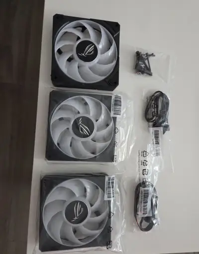 ROG RGB ventilátory -Magnetic Daisy-chainable Fan 3ks ROG M