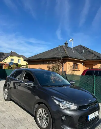 Kia Rio – 2018, 10 000 km