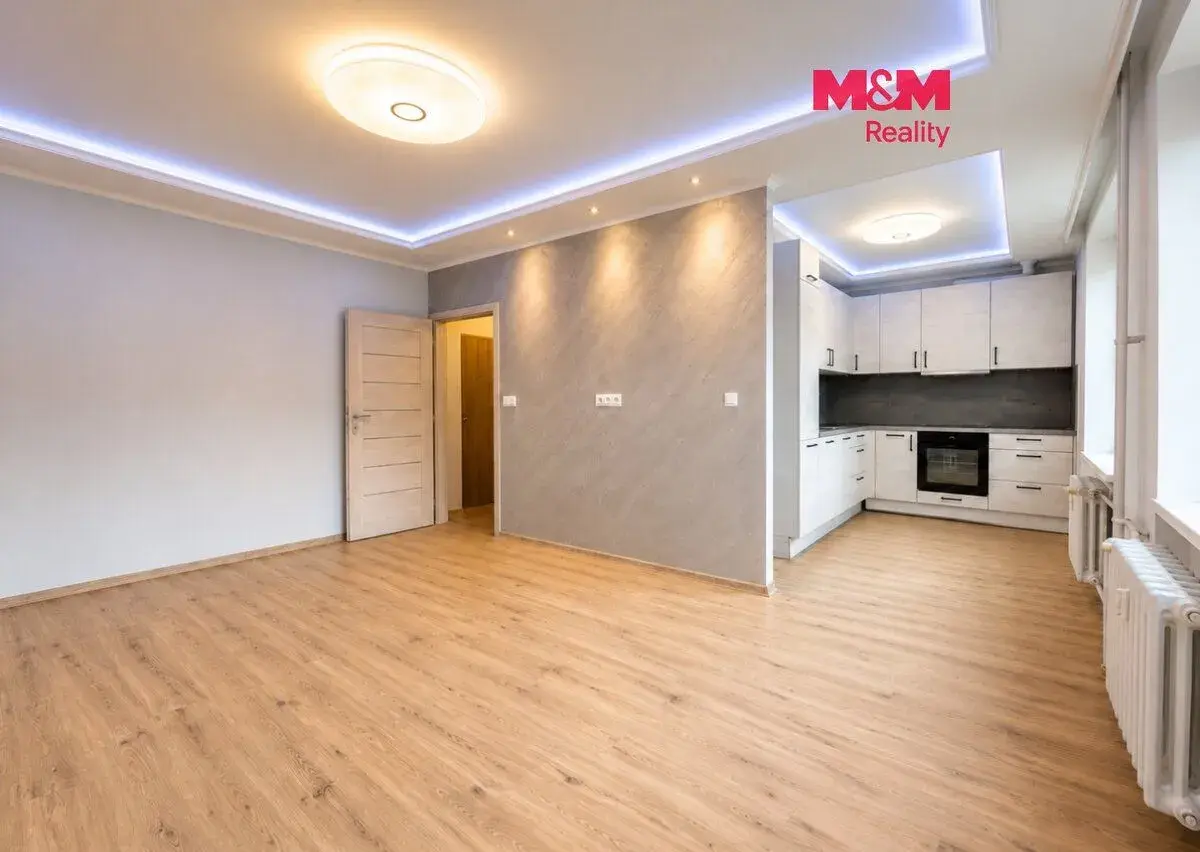 Pronájem bytu 2+1, 52 m², Ústí nad Labem, Dukelských hrdinů
