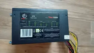Zdroj Rebeltec TITAN Series, 700W