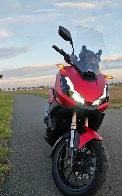 Honda ADV 350_po servise, super stav