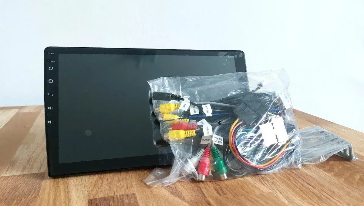 1din 10" Android autorádio 2+32GB