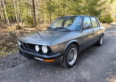 BMW e28 – 166 000 km