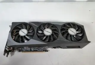Grafická karta GIGABYTE GeForce RTX 3070 GAMING OC 8G