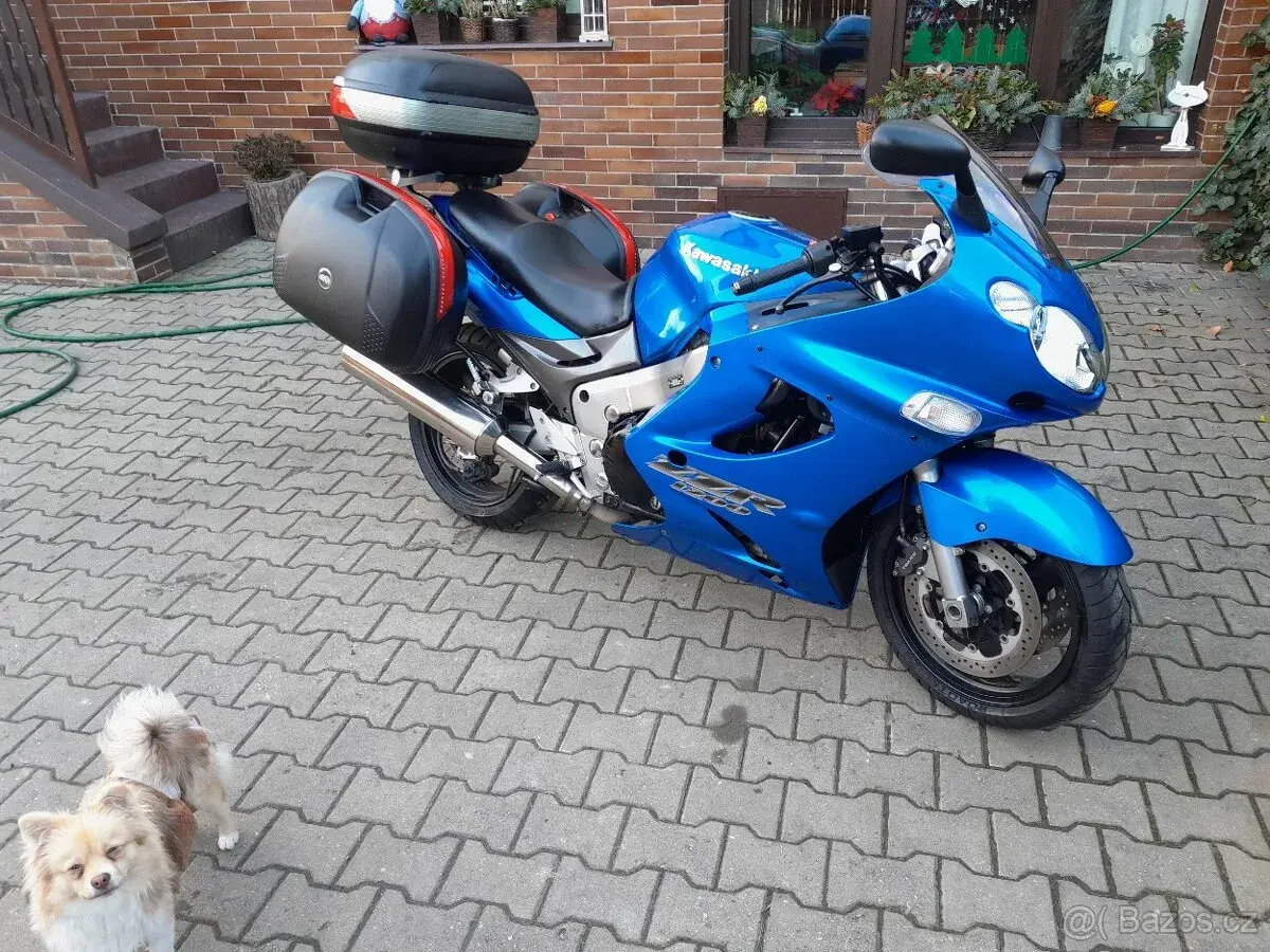Kawasaki zzr1200 1.maj.top stav