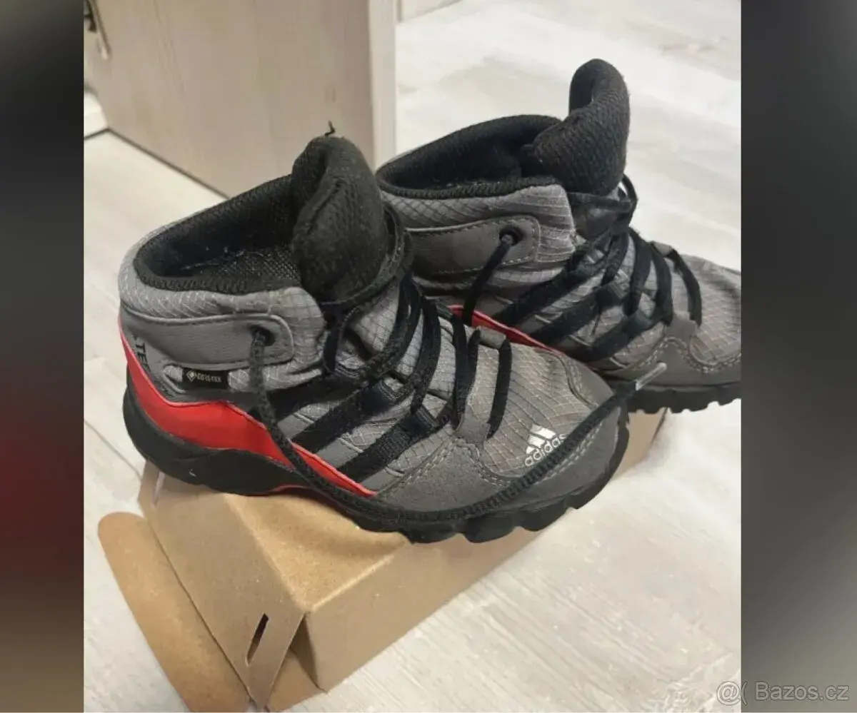 Adidas TERREX