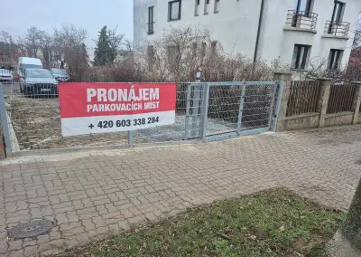 Pronájem parkovacího stání u Brumlovky, Praha 4 - Michle
