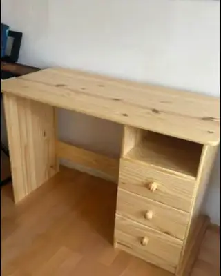 Psací stůl