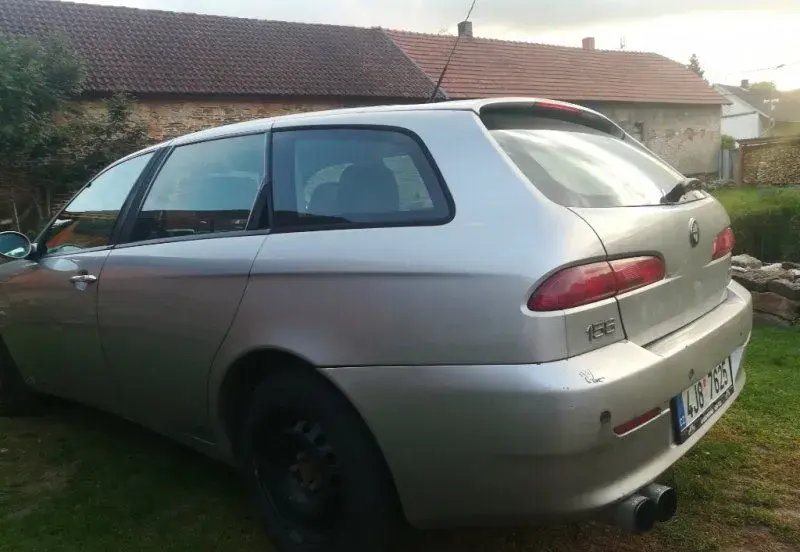 Alfa Romeo 156