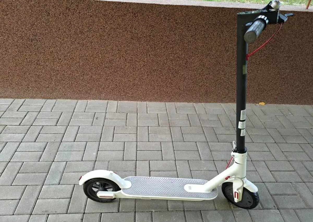 Xiaomi koloběžka + dětské Kolo