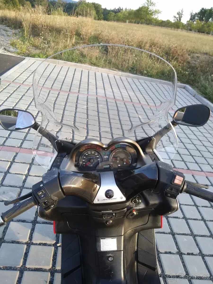 Aprilia atlantic 500